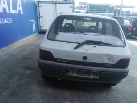 Vehiculo en el desguace: RENAULT CLIO I (B/C57_, 5/357_) 1.2 (B/C/S57A, B/C57S, 5/357F, 5/357J, 5/357L, 5/357R)