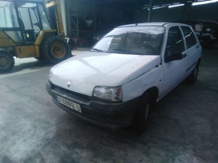 Vehiculo en el desguace: RENAULT CLIO I (B/C57_, 5/357_) 1.2 (B/C/S57A, B/C57S, 5/357F, 5/357J, 5/357L, 5/357R)