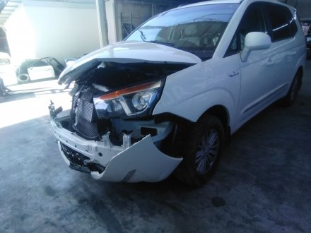 Vehiculo en el desguace: SSANGYONG RODIUS II 2.2 Xdi