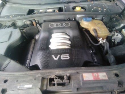 Vehiculo en el desguace: AUDI A6 C5 (4B2, 4B4) 2.4