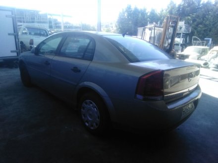 Vehiculo en el desguace: OPEL VECTRA C (Z02) 2.0 DTI 16V (F69)