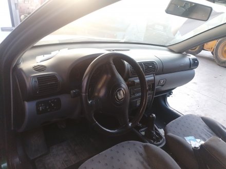Vehiculo en el desguace: SEAT TOLEDO II (1M2) 1.9 TDI