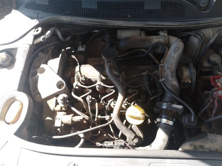 Vehiculo en el desguace: RENAULT MEGANE II (BM0/1_, CM0/1_) 1.9 dCi (BM0G, CM0G)