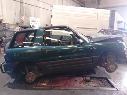 Vehiculo en el desguace: TOYOTA RAV 4 I (_A1_) 2.0 4WD (SXA10, SXA11)