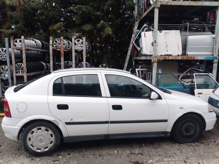 Vehiculo en el desguace: OPEL ASTRA G Sedán (T98) 1.7 DTI 16V (F69)