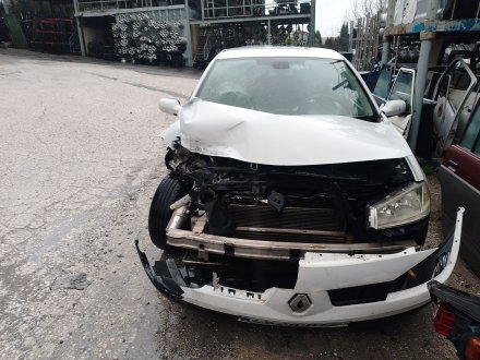 Vehiculo en el desguace: RENAULT MEGANE II (BM0/1_, CM0/1_) 1.9 dCi (BM0G, CM0G)