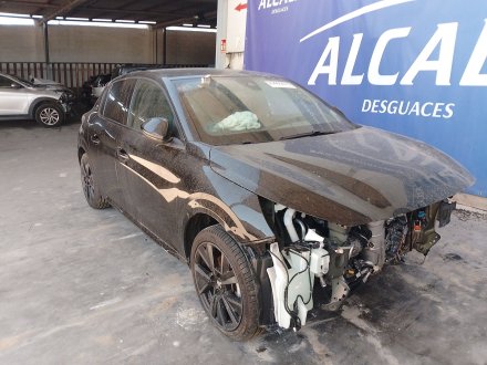 Vehiculo en el desguace: PEUGEOT 208 II (UB_, UP_, UW_, UJ_) 1.2 PureTech 130