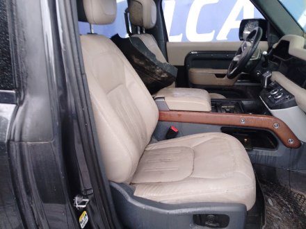 Vehiculo en el desguace: LAND ROVER DEFENDER Station Wagon (L663) P300 Si4 4x4