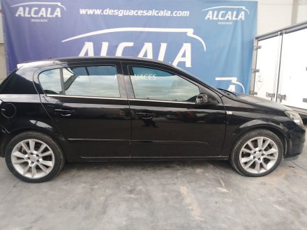Vehiculo en el desguace: OPEL ASTRA H (A04) 1.9 CDTI (L48)