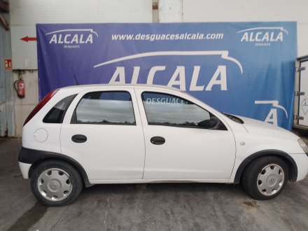 Vehiculo en el desguace: OPEL CORSA C (X01) 1.0 (F08, F68)