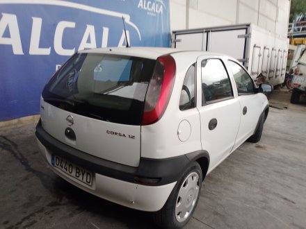 Vehiculo en el desguace: OPEL CORSA C (X01) 1.0 (F08, F68)