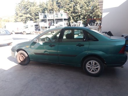 Vehiculo en el desguace: FORD FOCUS I Sedán (DFW) 1.8 Turbo DI / TDDi
