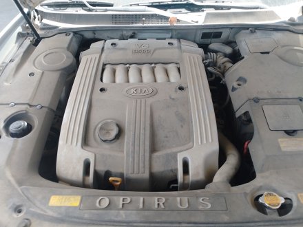 Vehiculo en el desguace: KIA OPIRUS (GH) 3.5