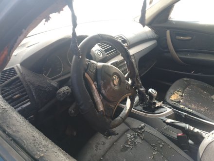 Vehiculo en el desguace: BMW 1 (E87) 118 d