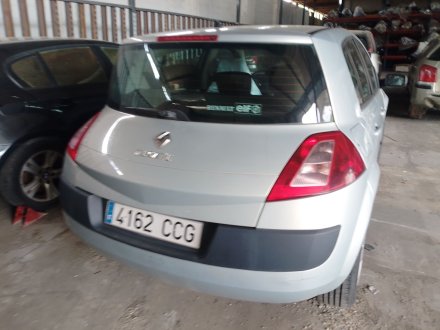 Vehiculo en el desguace: RENAULT MEGANE II (BM0/1_, CM0/1_) 1.6 16V (BM0C, CM0C)