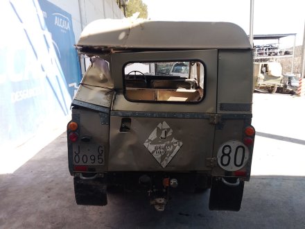 Vehiculo en el desguace: LAND ROVER 88/109 2.3 D (LR 88 DL, LR 109 DL)