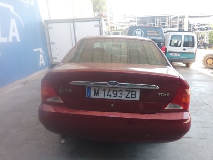 Vehiculo en el desguace: FORD FOCUS I (DAW, DBW) 1.8 Turbo DI / TDDi
