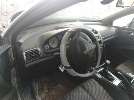 Vehiculo en el desguace: PEUGEOT 407 SW (6E_, 6D_) 2.0 HDi 135