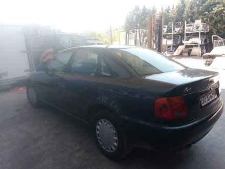 Vehiculo en el desguace: AUDI A4 B5 (8D2) 1.8
