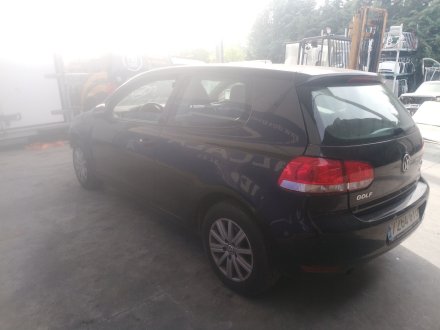 Vehiculo en el desguace: VOLKSWAGEN GOLF VI (5K1) 1.6 TDI