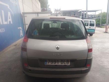 Vehiculo en el desguace: RENAULT SCÉNIC II (JM0/1_) 1.5 dCi (JM02, JM13)