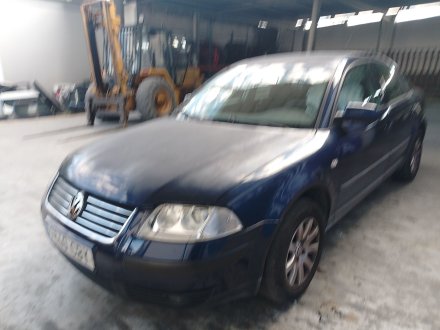 Vehiculo en el desguace: VOLKSWAGEN PASSAT B5.5 (3B3) 1.6