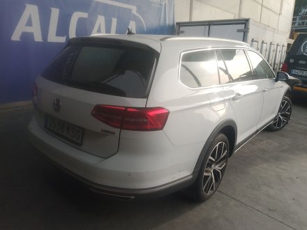 Vehiculo en el desguace: VOLKSWAGEN PASSAT B8 (3G2, CB2) 2.0 TDI