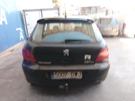 Vehiculo en el desguace: PEUGEOT 307 (3A/C) 1.6 HDi 110