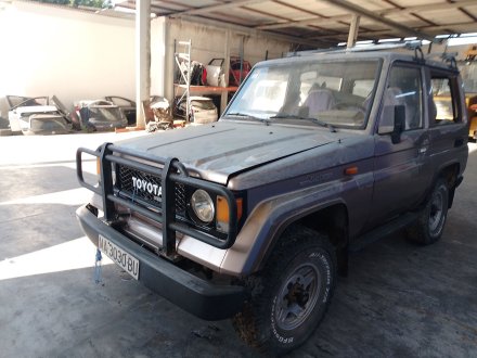 Vehiculo en el desguace: TOYOTA LAND CRUISER Hardtop (_J7_) 2.4 TD (LJ70_)