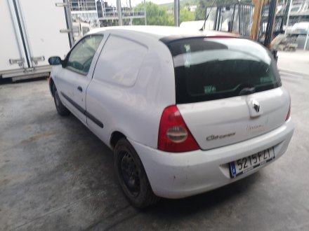 Vehiculo en el desguace: RENAULT CLIO II (BB_, CB_) 1.5 dCi (B/CB3M)