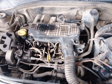 Vehiculo en el desguace: RENAULT CLIO II (BB_, CB_) 1.5 dCi (B/CB3M)