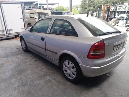 Vehiculo en el desguace: OPEL ASTRA G Sedán (T98) 1.6 (F69)