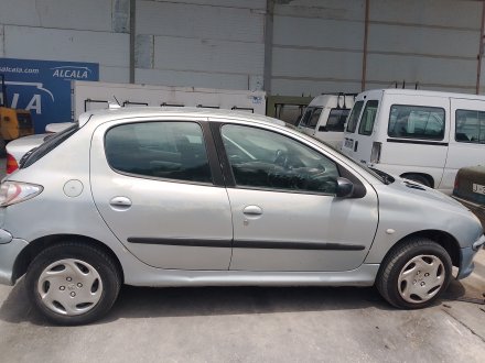 Vehiculo en el desguace: PEUGEOT 206 Hatchback (2A/C) 1.4 HDi eco 70