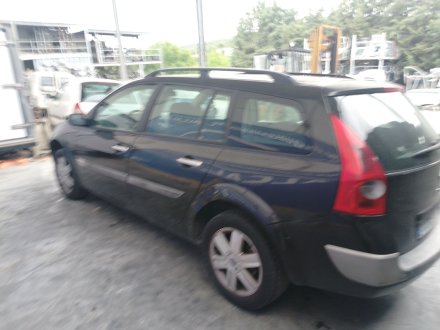 Vehiculo en el desguace: RENAULT MEGANE II Station Wagon (KM0/1_) 1.9 dCi (KMRG, KM1G, KM0G, KM2C)