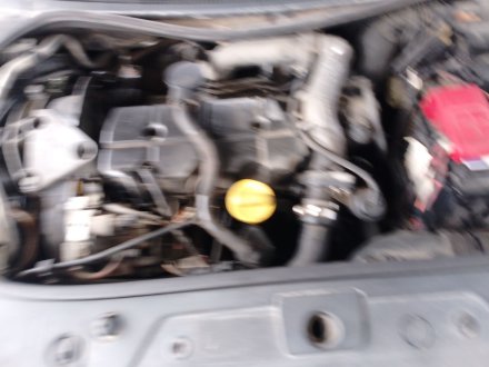 Vehiculo en el desguace: RENAULT MEGANE II Station Wagon (KM0/1_) 1.9 dCi (KMRG, KM1G, KM0G, KM2C)
