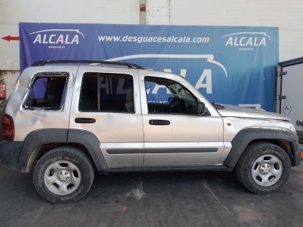 Vehiculo en el desguace: JEEP CHEROKEE (KJ) 2.8 CRD 4x4