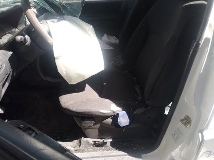 Vehiculo en el desguace: NISSAN TERRANO II (R20) 2.7 TDi 4WD