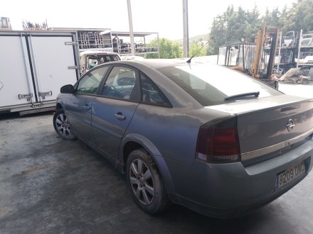 Vehiculo en el desguace: OPEL VECTRA C (Z02) 1.9 CDTI (F69)