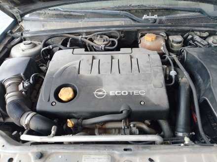 Vehiculo en el desguace: OPEL VECTRA C (Z02) 1.9 CDTI (F69)