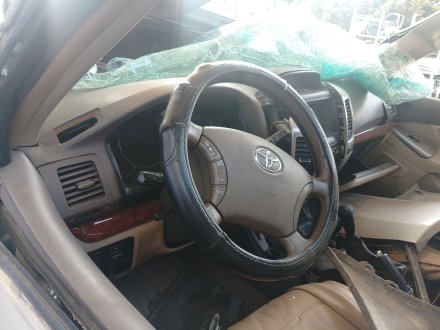 Vehiculo en el desguace: TOYOTA LAND CRUISER PRADO (_J12_) 3.0 D-4D (KDJ120, KDJ125, KDJ121)