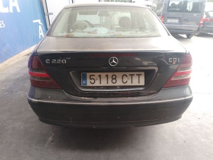 Vehiculo en el desguace: MERCEDES-BENZ CLASE C (W203) C 220 CDI (203.008)