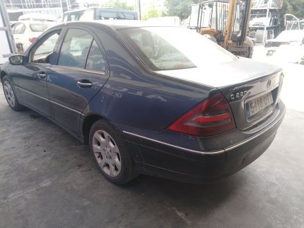 Vehiculo en el desguace: MERCEDES-BENZ CLASE C (W203) C 220 CDI (203.008)