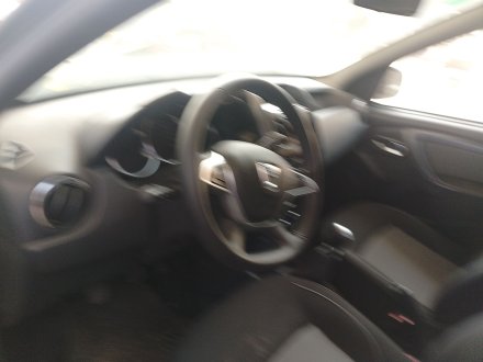 Vehiculo en el desguace: DACIA DUSTER (HS_) 1.2 TCe 125 4x4