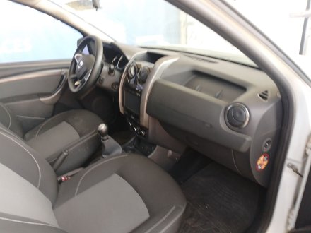 Vehiculo en el desguace: DACIA DUSTER (HS_) 1.2 TCe 125 4x4