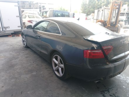 Vehiculo en el desguace: AUDI A5 (8T3) 2.7 TDI
