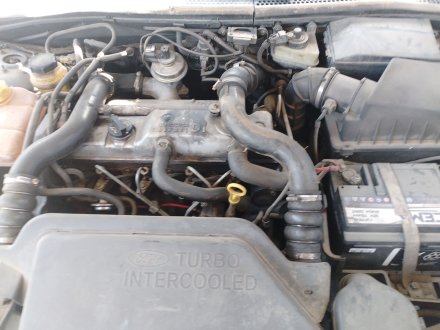 Vehiculo en el desguace: FORD FOCUS I (DAW, DBW) 1.8 DI / TDDi