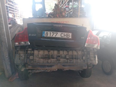 Vehiculo en el desguace: VOLVO S60 I (384) D5