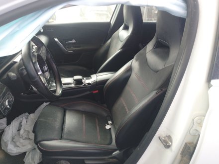 Vehiculo en el desguace: MERCEDES-BENZ CLASE A (W177) A 180 d (177.010)