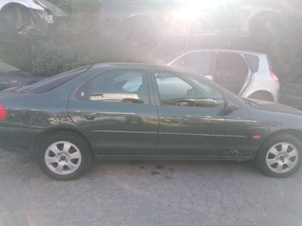 Vehiculo en el desguace: FORD MONDEO II (BAP) 2.0 i