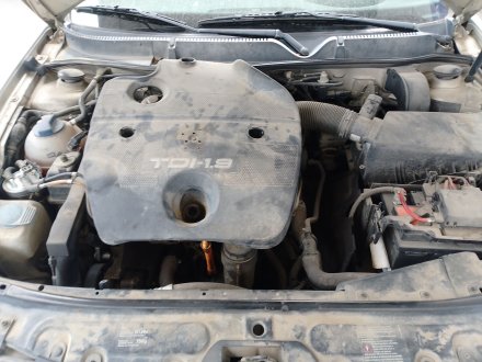 Vehiculo en el desguace: SEAT LEON (1M1) 1.9 TDI